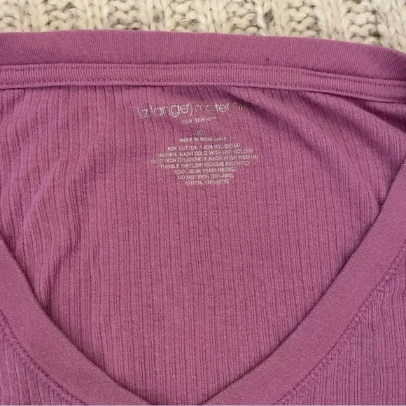 Liz Lange Maternity purple‎ long-sleeve ribbed v-neck T-shirt, size X-small​ - Picture 3 of 3